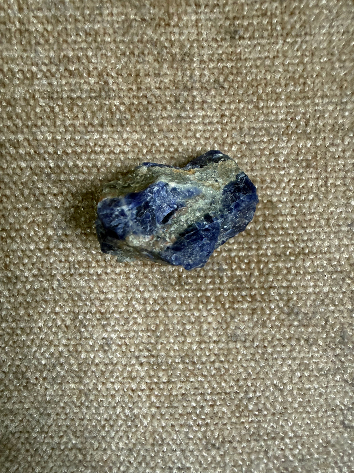 Sodalite Raw Pieces - XXSmall 11g
