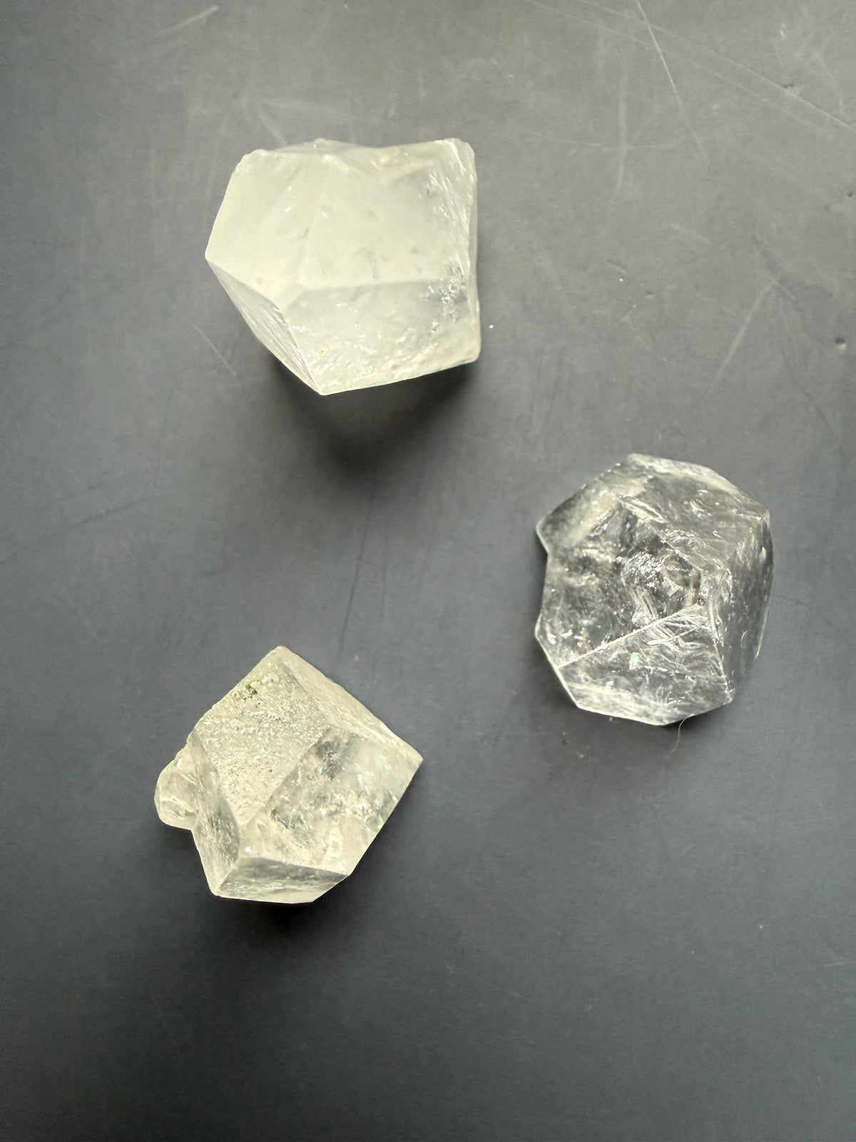 Apophyllite Mini Pyramid 7-11g