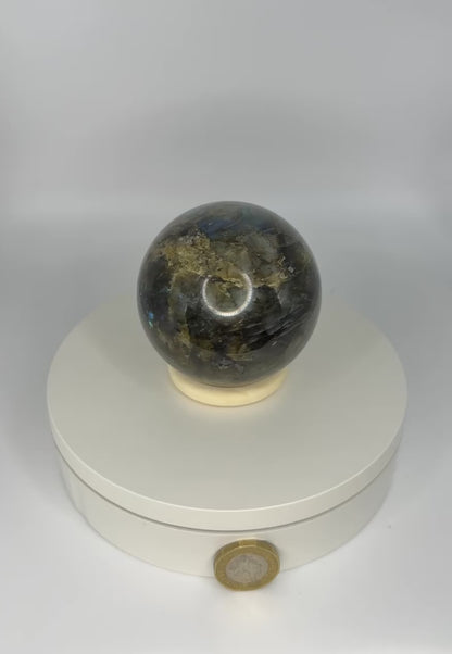 Labradorite Sphere - Medium (492G)