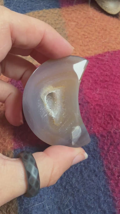 Imperfect Agate Moon 41g
