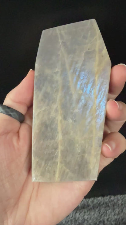 Moonstone Slab 187g