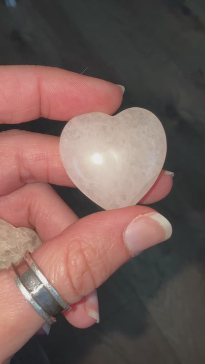 Small Crystal Hearts 9-14g
