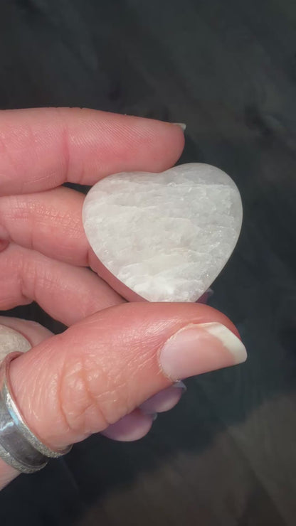 Small Crystal Hearts 9-14g