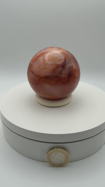 Carnelian Sphere - Medium (365G)